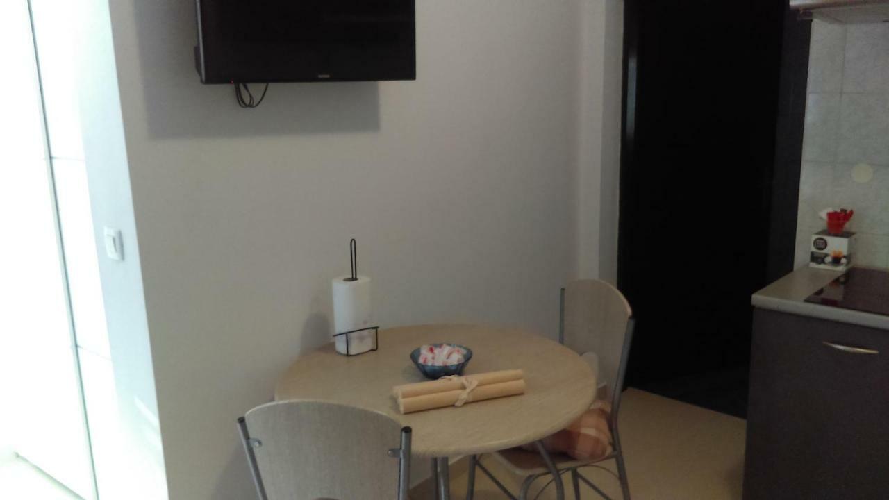 Apartmán Tili Pula Exteriér fotografie